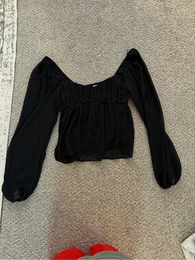Abercrombie & Fitch Black Smocked Crop Top with Balloon Sleeves